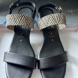 Italian Shoemakers Black and Cream Sandals 8 Brand New Without Tags and box